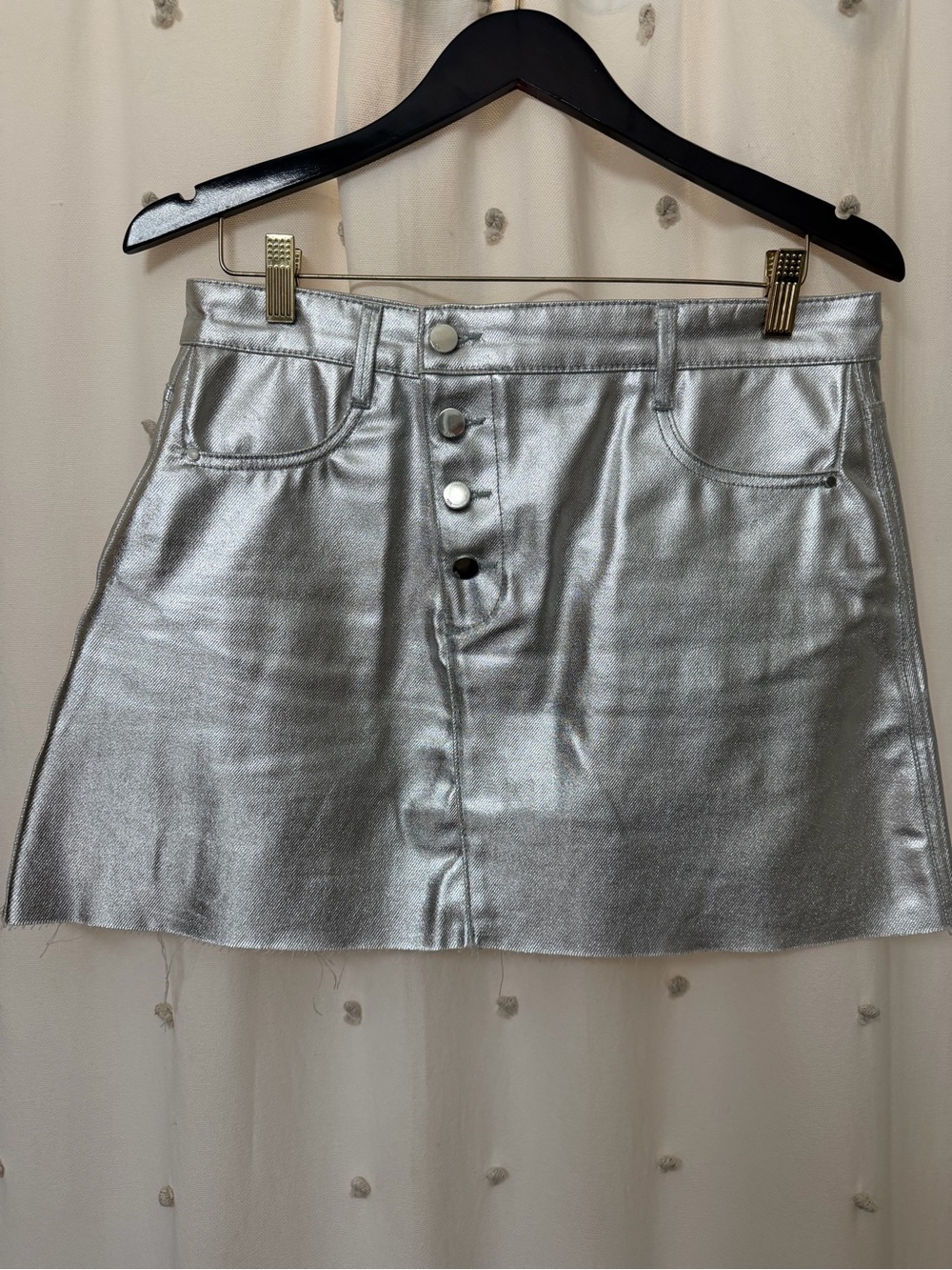 Zara Silver Metallic Button-Front Mini Skirt - Picture 2 of 9